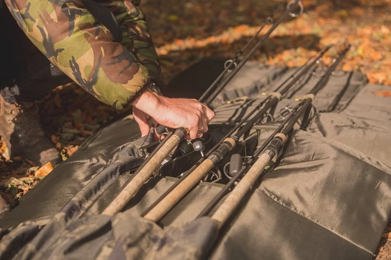 Solar Undercover Camo Rod Holdall 3 Rod 12ft 1 Solar Undercover Camo Rod Holdall 3 Rod 12ft