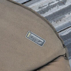 Avid Carp Benchmark Lite Memory Foam Bed 12 Avid Carp Benchmark Lite Memory Foam Bed -FIS Hengels Winkel 2fdde583ef97bb40