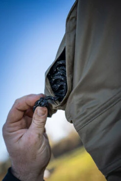 RidgeMonkey EscAPE XF2 Compact 2 Man Bivvy 15 RidgeMonkey EscAPE XF2 Compact 2 Man Bivvy -FIS Hengels Winkel 3808578733dc6967