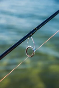 Ultimate Predator Spin & Jig 2,10m 10-30gr 16 Ultimate Predator Spin & Jig 2,10m 10-30gr -FIS Hengels Winkel 5b0056eb3c81e473