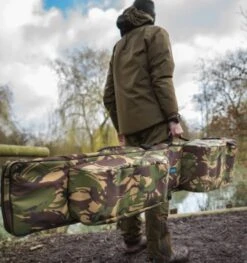 Aqua DPM Full Rod Holdall 8 Aqua DPM Full Rod Holdall -FIS Hengels Winkel 68d9e2631d7e9043