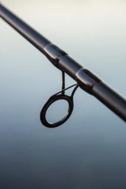 Ultimate Adventure Carp II 11ft (2-delig) -FIS Hengels Winkel 78d541725f1b9426