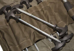 Ultimate Deluxe Bivvy Peg Set Inclusief Hamer -FIS Hengels Winkel 8df1f1a720b7396b