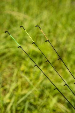 Ultimate Fury Feeder 330cm 15-60gr -FIS Hengels Winkel c7c3044c84dd7bd8