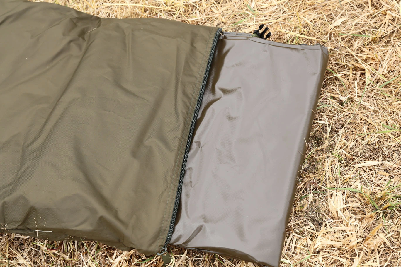Fox R Series 1 Man XL Khaki Bivvy (incl. Inner Dome) 4 Fox R Series 1 Man XL Khaki Bivvy (incl. Inner Dome) - Afbeelding 4